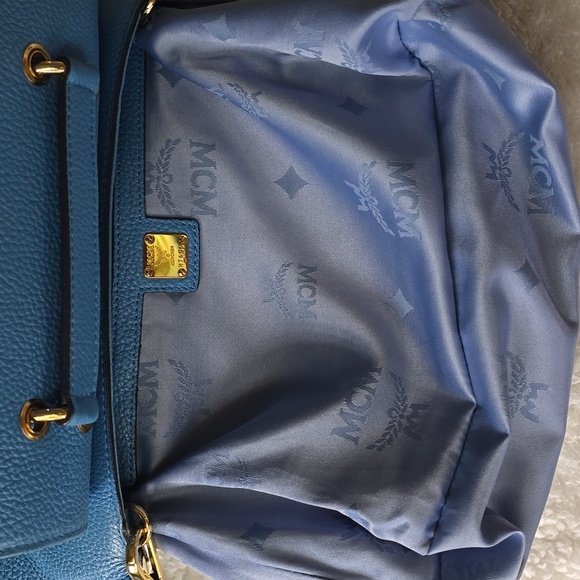 MCM 1st LADY Top Handle Pebbled Leather with Long Strap + COA - Picture 12 of 17